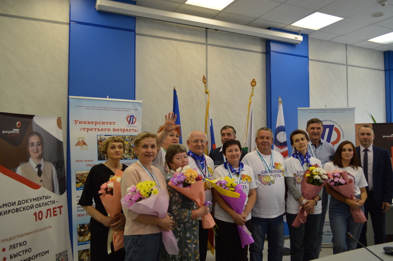 Кировские пенсионеры приняли участие в XIII Всероссийском чемпионате по компьютерному многоборью.