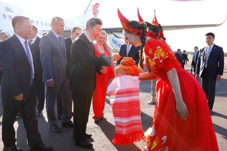 В столицу Приволжского федерального округа прибыл член Политбюро, Секретарь Политико-юридической комиссии ЦК КПК Чэнь Вэньцин.